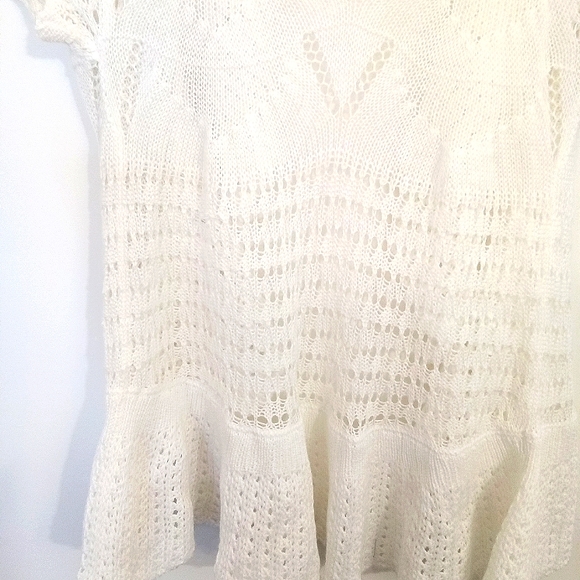 Rue 21 Ruffled Edge Open Knit Cocoon Sweater - Picture 7 of 13